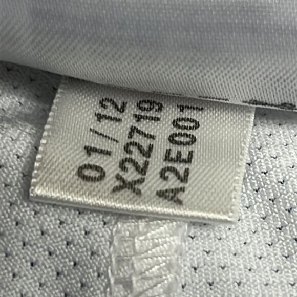 Adidas Women’s Sporty Plaid Skort with Built-In White Mesh Zip-Up Shorts- Size 4 - Picture 15 of 15